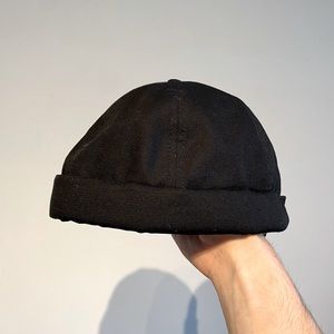 COS beanie hat